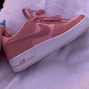 PINK nike air force 1
